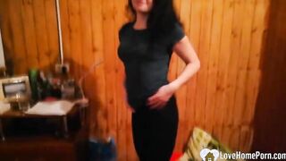 Gf gets nude and sucks a long boner