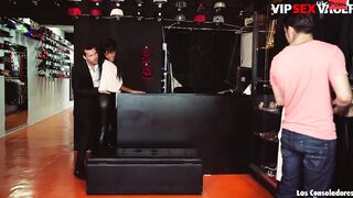 VIP SEX VAULT - Gigantic Ass Dark Haired Noe Milk Does 3 Way At Her New Job