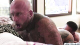 Muscular Gunnar Stone swallow gay couples cum
