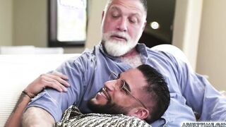 Muscular Gunnar Stone swallow gay couples cum