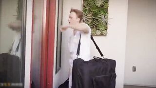 simone richards masseur sneaks a glory hole pussy snack in hd