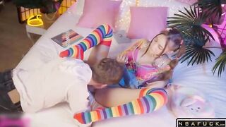Stepbrother Nerd Showed Slutty Stepsiste