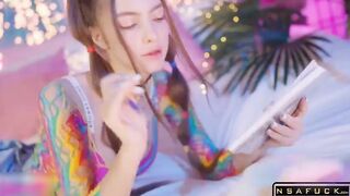 Stepbrother Nerd Showed Slutty Stepsiste