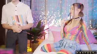 Stepbrother Nerd Showed Slutty Stepsiste
