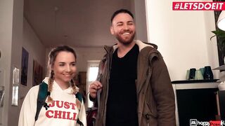 HORNY HOSTEL - Step Sister Mona Blue Secretly Really Wants Dick Inside Her Ass - LETSDOEIT