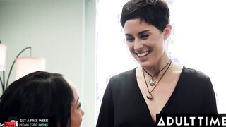 Cute Straight bimbos Succumbs To Her Lesbo Desires