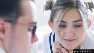 Stunning and Heavily Aroused Stepsister