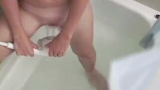 Peeping at stepmom's orgasm in bath