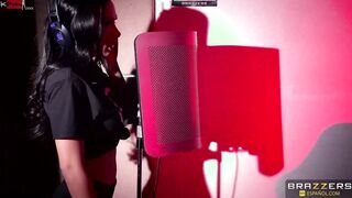 Un Estacionamiento para Culear Scene With Erik Everhard, Amia Miley - Brazzers Official