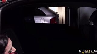 Un Estacionamiento para Culear Scene With Erik Everhard, Amia Miley - Brazzers Official