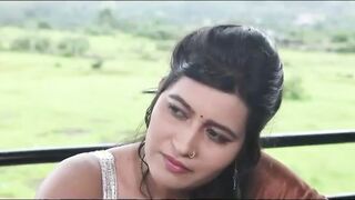 Nokar ne malkin ke maje liye