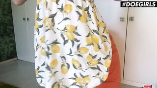 DOEGIRLS - THE RED FOX GIGANTIC ASS UKRAINIAN MILF STICKS BANANA INTO