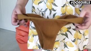 DOEGIRLS - THE RED FOX GIGANTIC ASS UKRAINIAN MILF STICKS BANANA INTO