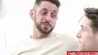 Holy crap! Please daddy, fuck that twink gay ass again!
