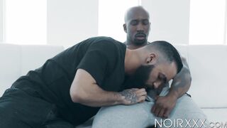 Tattooed hunk Zaddy moans during interracial anal drilling