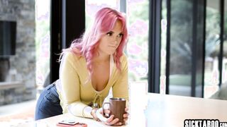MILF Siri Dahl fucks freeloader stepson