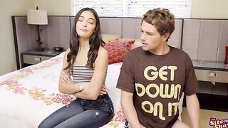 Jackie is pissed at Kelso for cheating on her with Laurie, so she insists that