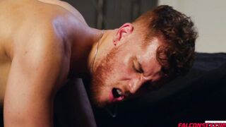 Hot gingerGrant Ducati is thirsty for some asshole