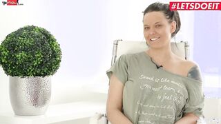 HERLIMIT - SIMONY DIAMOND HUNGARIAN DARK HAIR FISTED AND BANGED! INSIDE HER GIGANTIC