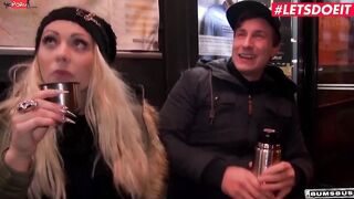 BUMS BUS - Long Ass Goddess Mia Blow Takes It