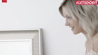 WHITEBOXXX - Slender 19 year old Yo Zazie Skymm Getting Her Butt Banged After Passionate Sex - LETSDOEIT
