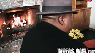 Mofos - Milfs Like It Ebony - Big African Dick for Lonely Divorcees starring Mikki