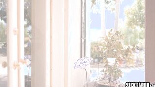 MILF stepmom sucked stepsons big cock