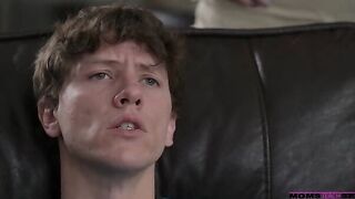 Bigtit mom Sheena Ryder has recently remarried, and what she wants more than anything is a baby. Her hubby isn't