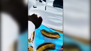 JOUIBRULANCE Je vais Le laisser manger Ce petit branleur d'en reprendre des forces