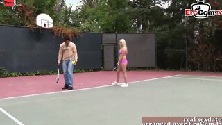 Public FFM 3 way on the tennis court with 2 slim teenage girls