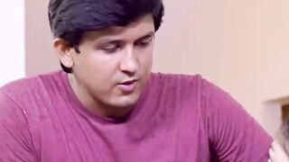 Pati Patni aur kamwali bai
