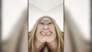 ça va JOUIBRULANCE,je t'excite en Ce morceau de Miroir cabinet médical brisé par une