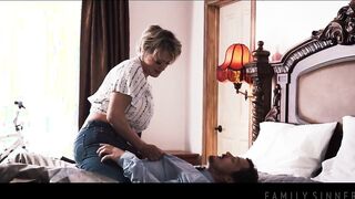 Dee Williams Mothers and Stepsons part 1