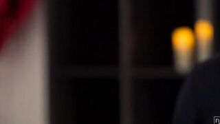 Damon Dice has a Valentine's Day surprise for his gf, Emily Willis. In a move made of innocent romance, Damon