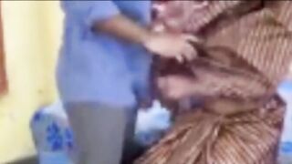 mohalle me aayi bartan bechane wali ko jabardasti choda