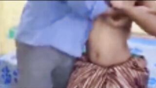 mohalle me aayi bartan bechane wali ko jabardasti choda