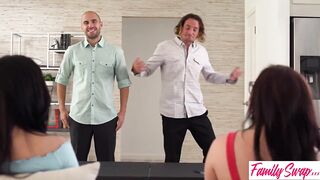 Swap Sis "You men should lose the boxers and lose the shirts" S2:E4