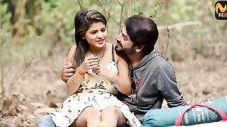 College couple in Picknic