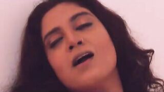 Bewafa Biwi Yar se chud gai