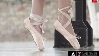 21 NATURALS - goddess Ballerina Heather Harris Offered Her Amazingly hot