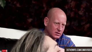 Long Titties Valery Summer Bangs a Guy While Making Husband Sniff Her Shoes
