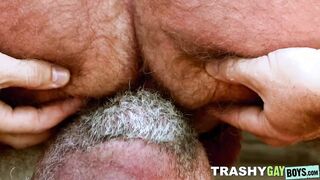 Kinky daddy gets wet rimming before a kinky ass stretching