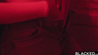 BLACKED Amazingly Hot artist Rachel seduces her performer Isiah