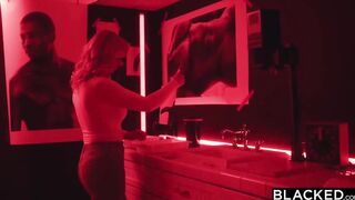 BLACKED Amazingly Hot artist Rachel seduces her performer Isiah