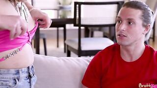Aria Valencia comes into the living room where her stepbrother, Jay Romero, is watching TV. When Jay comments on how