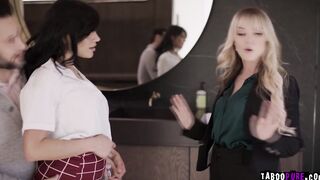Real estate agent Lilly Bell had an energetic sex