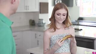 Fondling a banana gives redheaded minx Scarlet Skies an idea. Her stepbrother, Alex Mack, comes to ask what's going on.