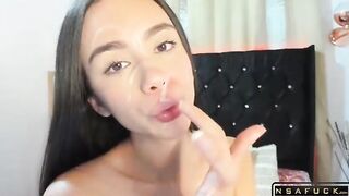 Stepsister Loves the Cum in her Face and Eat it