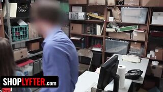 Shoplyfter - Voluptuous Slender hot Brooke Bliss Bends Over The