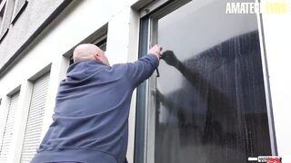 HausfrauFicken - German Old Seduces Worker And Rides His Hard Penis - AMATEUREURO
